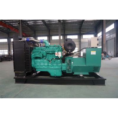 200kw東風(fēng)康明斯柴油發(fā)電機組-東風(fēng)康明斯6缸柴油機6LTAA8.9-G3柴油發(fā)電機組,缸徑/行程：140/152mm,柴油發(fā)電機組水冷發(fā)動(dòng)機功率230KW,柴油發(fā)電機組配套馬拉松斯坦福發(fā)電機。廠(chǎng)價(jià)直銷(xiāo)歡迎選購：13773399855。
