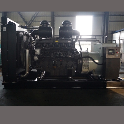 600kw上柴動(dòng)力柴油發(fā)電機組-上柴股份6缸柴油機6KTAA25-G39柴油發(fā)電機組,缸徑/行程：170/185mm,柴油發(fā)電機組水冷發(fā)動(dòng)機功率629KW,柴油發(fā)電機組配套馬拉松斯坦福發(fā)電機。廠(chǎng)價(jià)直銷(xiāo)歡迎選購：13773399855。